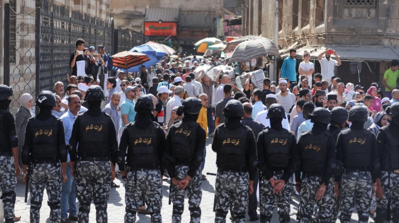 مصر: تجديد حبس 10 أشخاص بتهمة "دعم فلسطين" (ننشر الأسماء)